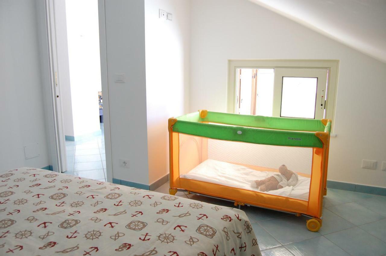 Golfo Di Tindari Apartments Фалконе Екстериор снимка