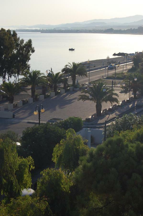 Golfo Di Tindari Apartments Фалконе Екстериор снимка